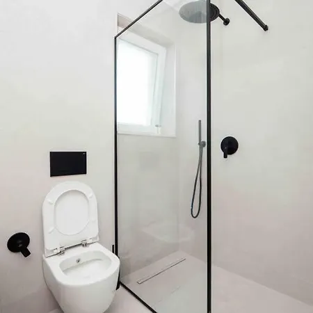 Drago House, City Center Location * Shkoder